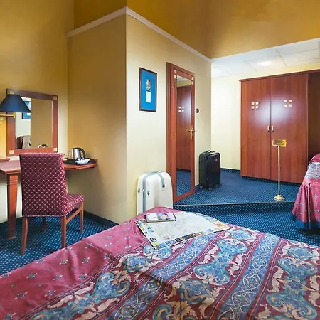 Otel Leo Panzio Budapeşte